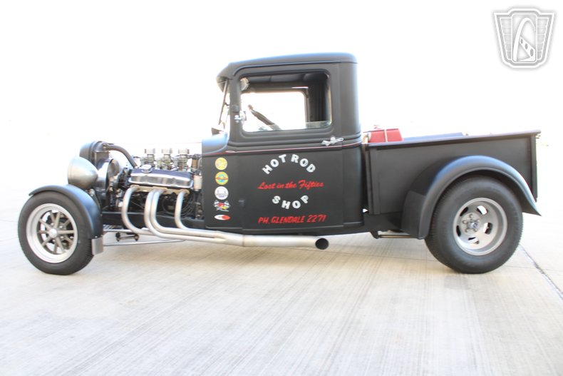 1932 Ford Pickup 24