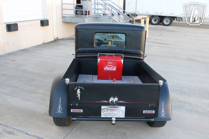 1932 Ford Pickup 28