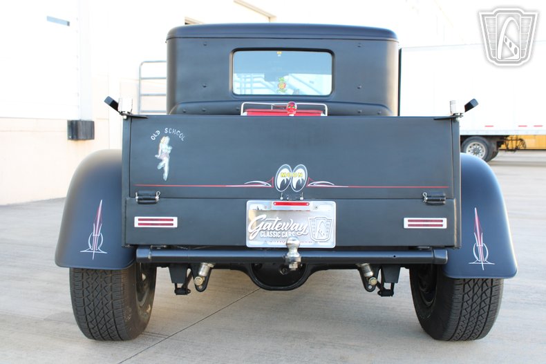 1932 Ford Pickup 12