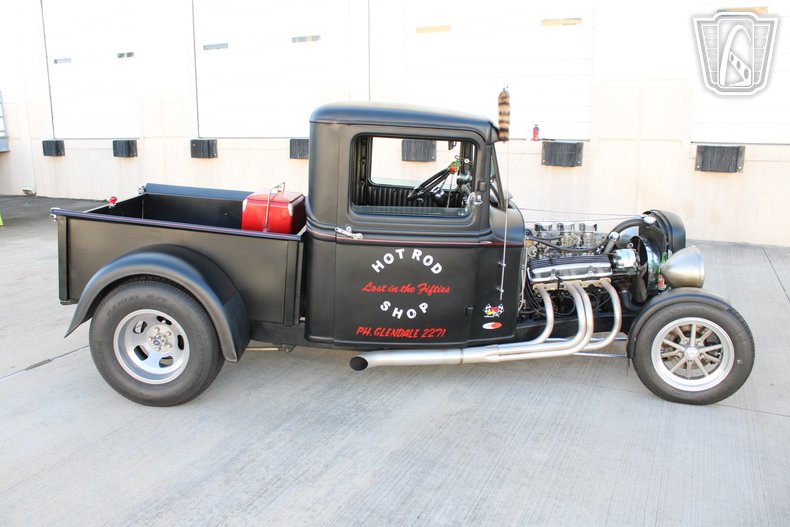 1932 Ford Pickup 4