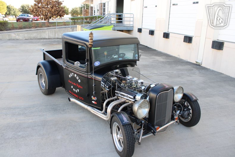 1932 Ford Pickup 35