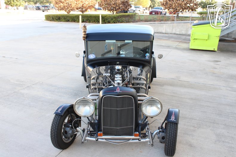 1932 Ford Pickup 37