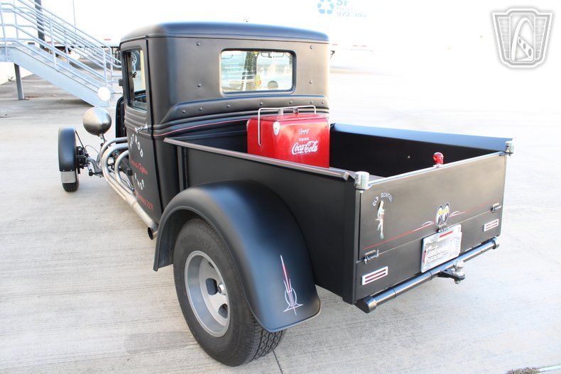 1932 Ford Pickup 15