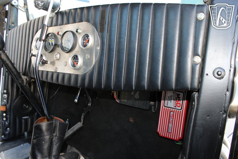 1932 Ford Pickup 143