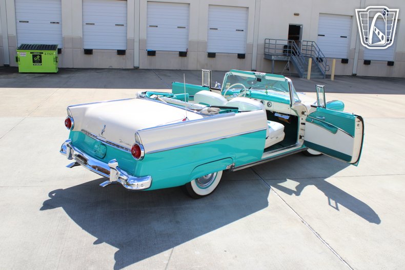 1955 Ford Fairlane 24
