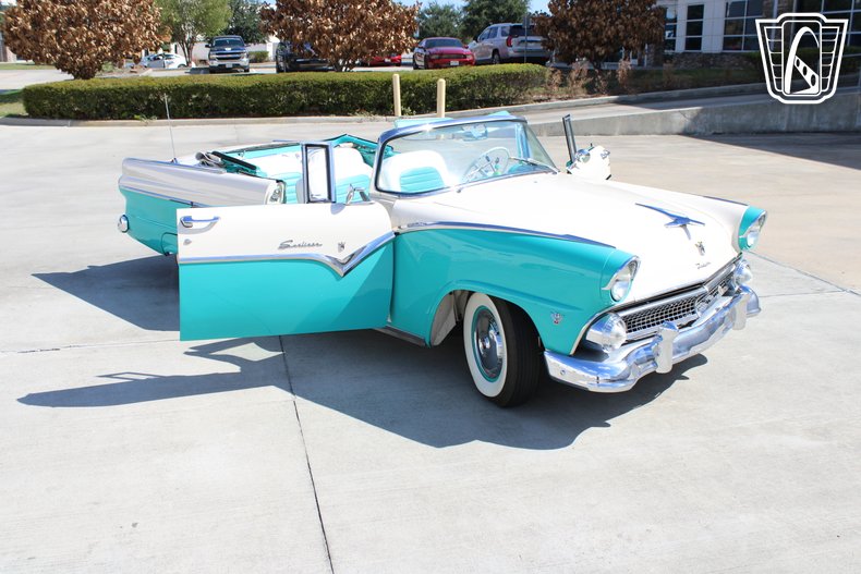 1955 Ford Fairlane 25