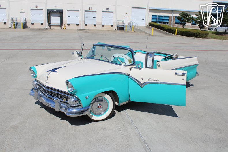 1955 Ford Fairlane 22
