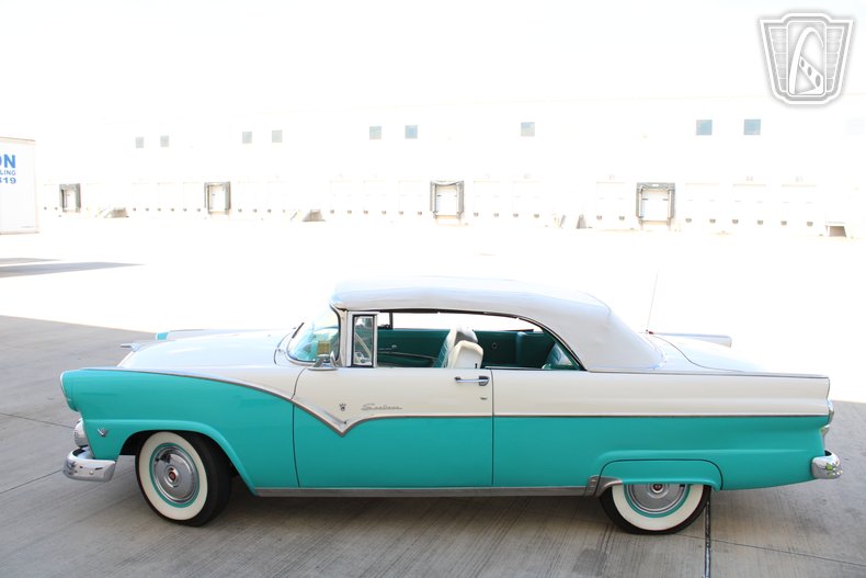 1955 Ford Fairlane 27