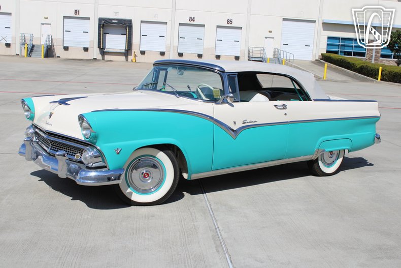 1955 Ford Fairlane 26