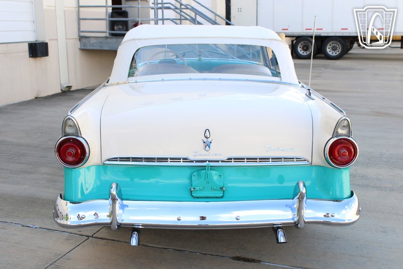 1955 Ford Fairlane 34