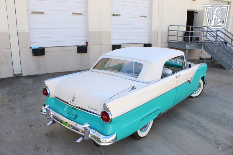 1955 Ford Fairlane 36