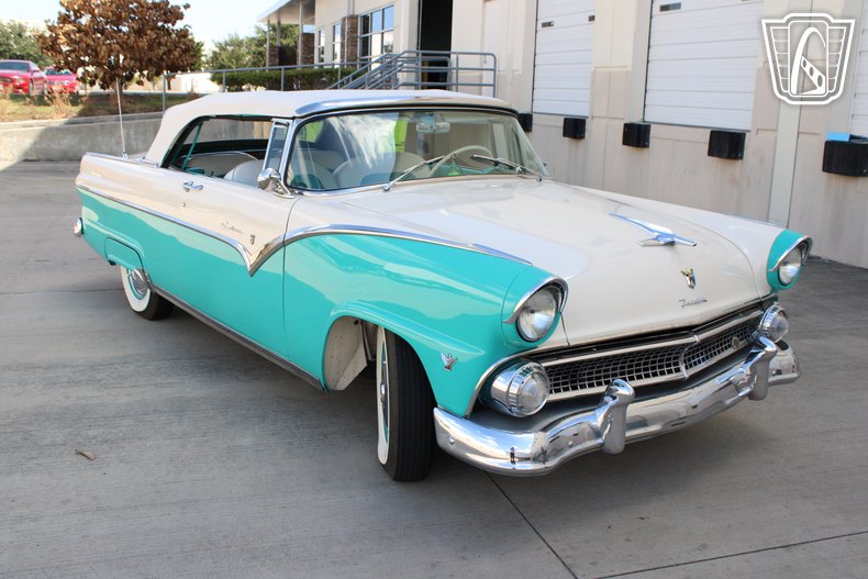 1955 Ford Fairlane 43