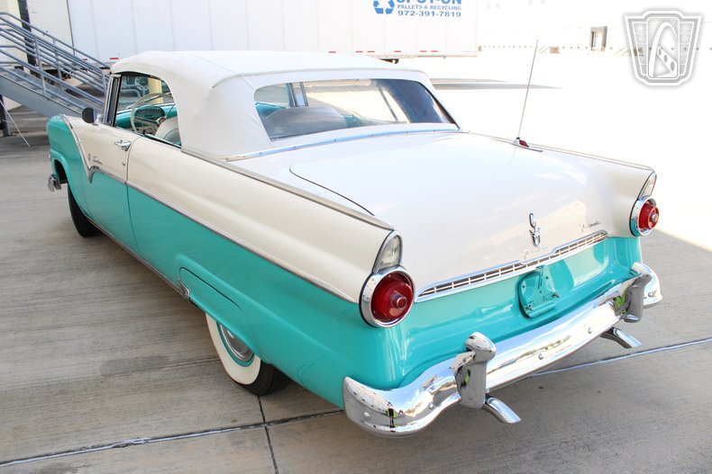 1955 Ford Fairlane 15