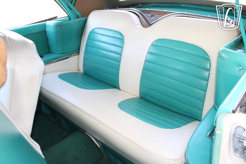 1955 Ford Fairlane 8