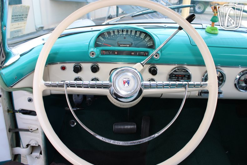1955 Ford Fairlane 6