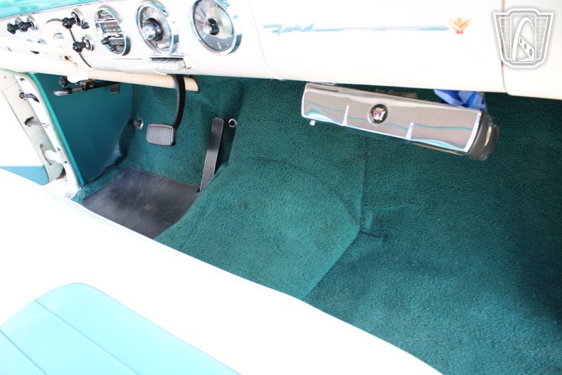 1955 Ford Fairlane 134