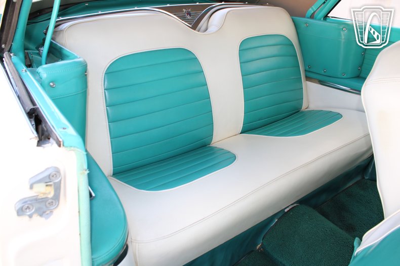 1955 Ford Fairlane 132