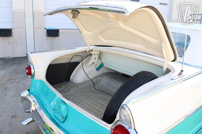1955 Ford Fairlane 146