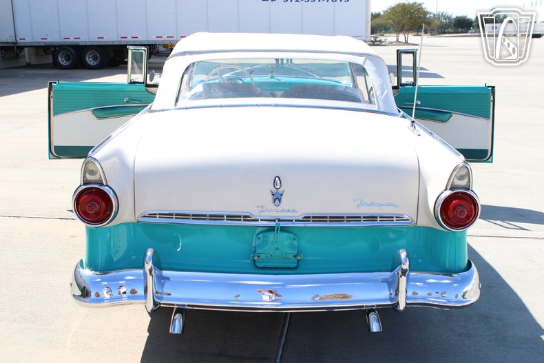 1955 Ford Fairlane 149