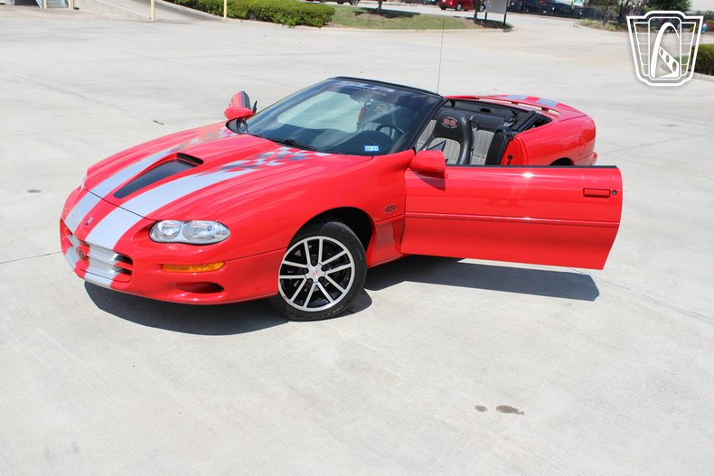 2002 Chevrolet Camaro 12