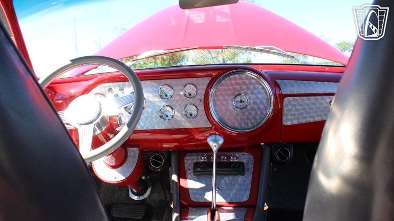 1954 Pontiac Chieftain 137