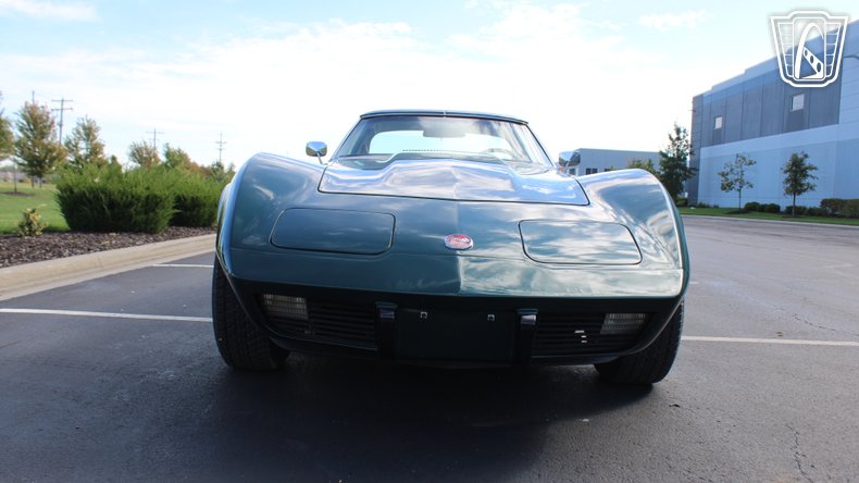 1976 Chevrolet Corvette 21