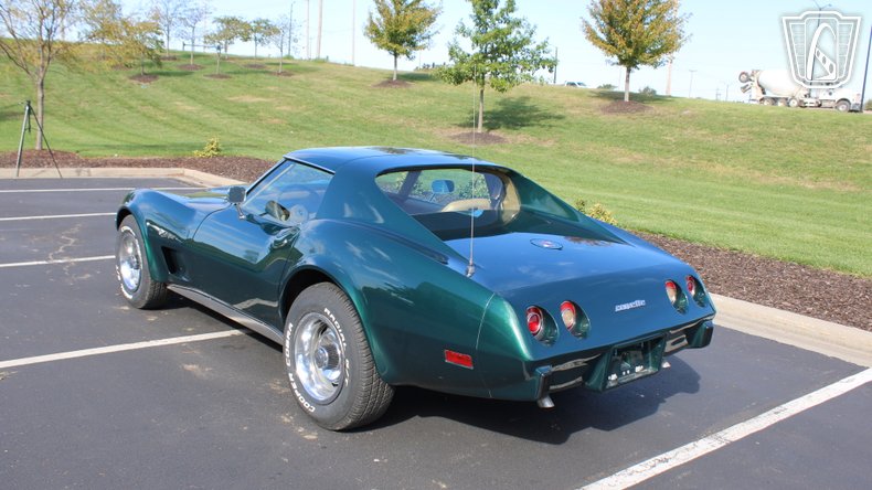 1976 Chevrolet Corvette 28