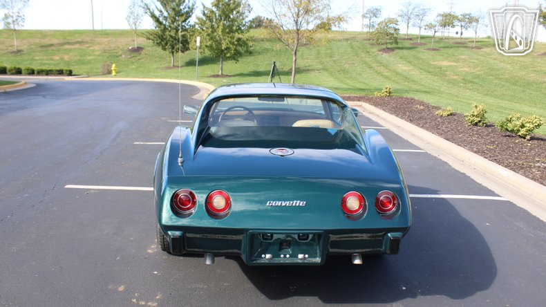 1976 Chevrolet Corvette 30