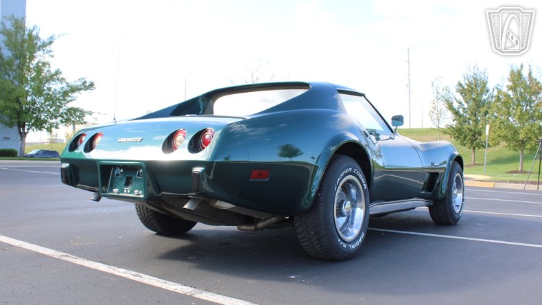 1976 Chevrolet Corvette 27