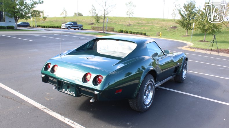 1976 Chevrolet Corvette 33