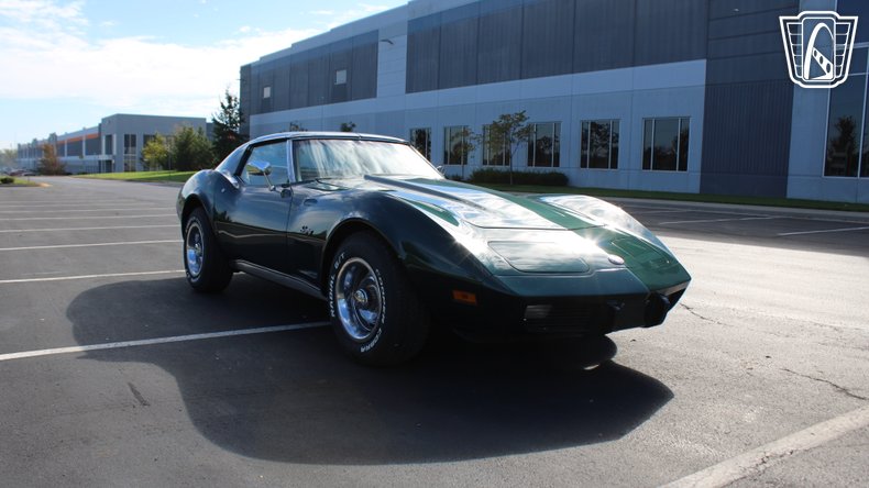 1976 Chevrolet Corvette 38