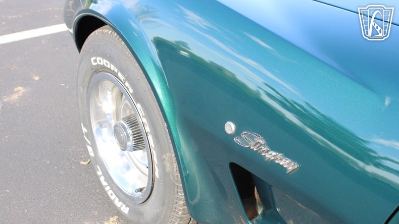 1976 Chevrolet Corvette 42
