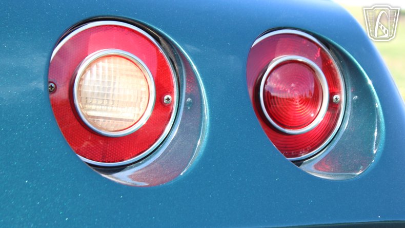 1976 Chevrolet Corvette 73
