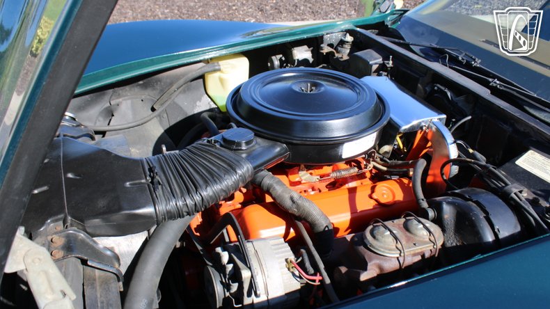 1976 Chevrolet Corvette 13