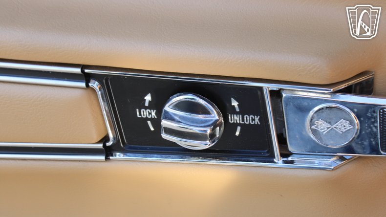 1976 Chevrolet Corvette 110