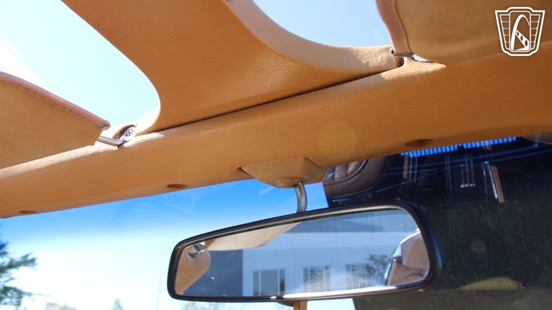 1976 Chevrolet Corvette 129