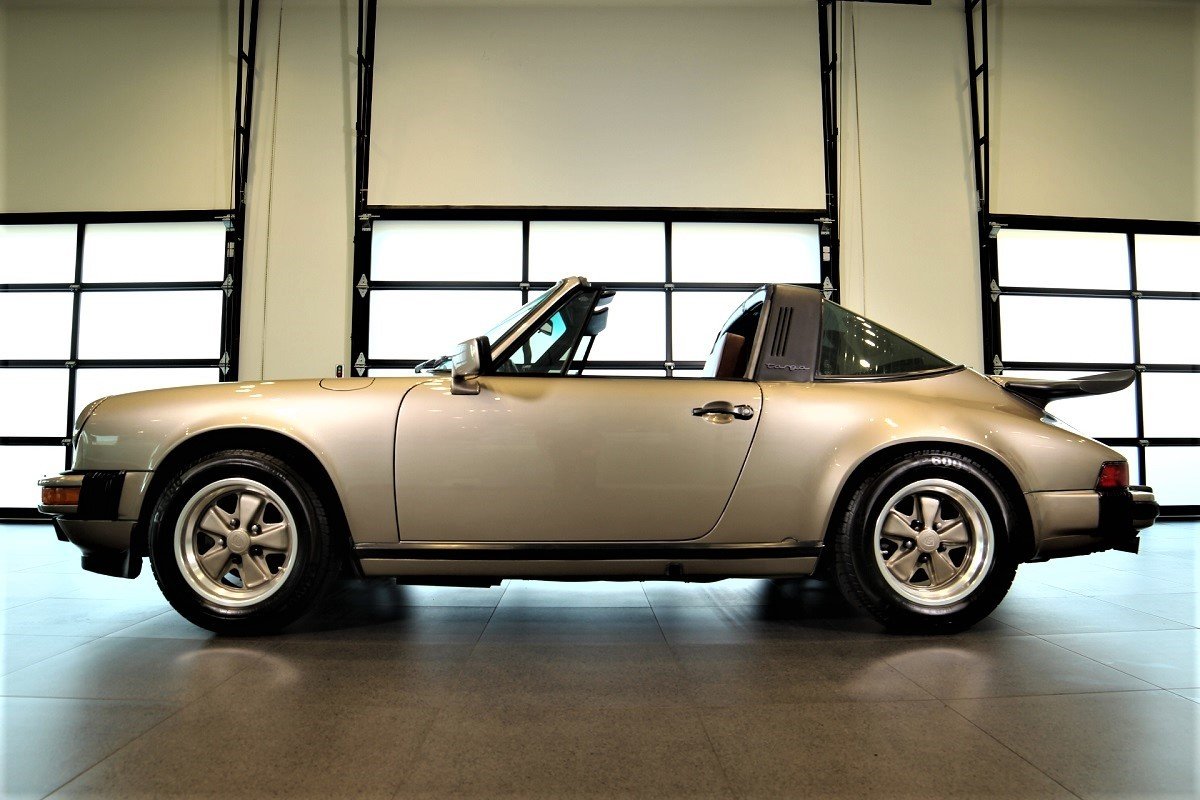 1984 Porsche 911 Targa | Gaudin Classic