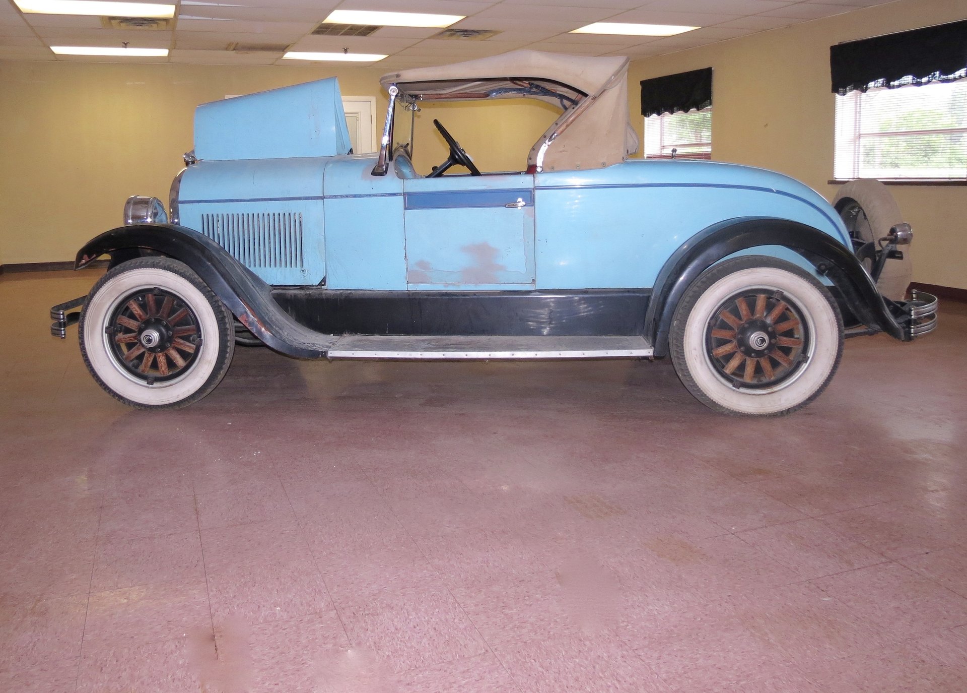 1928 chrysler roadster barn find