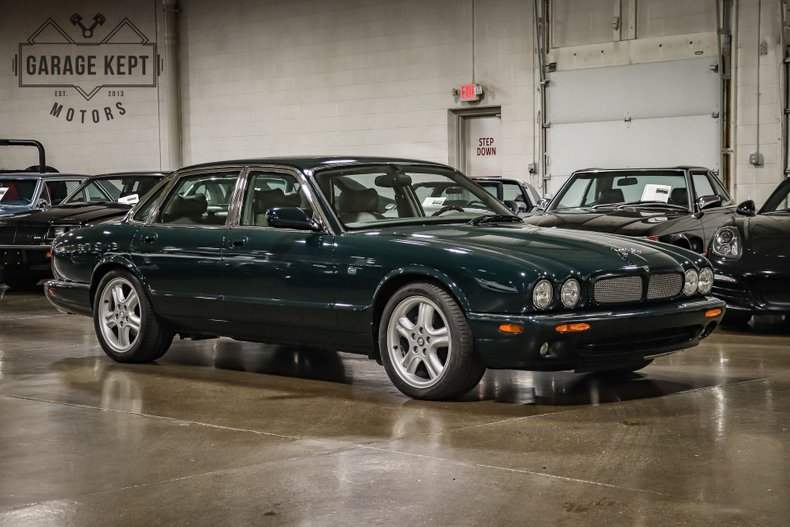 1998 Jaguar XJR