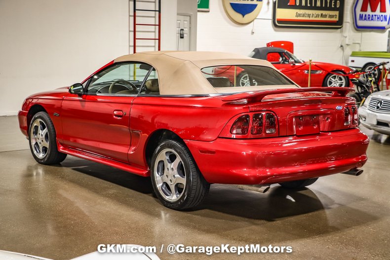 1997 Ford Mustang 11
