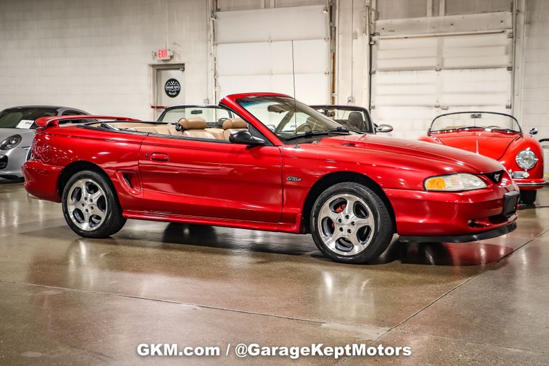 1997 Ford Mustang 32