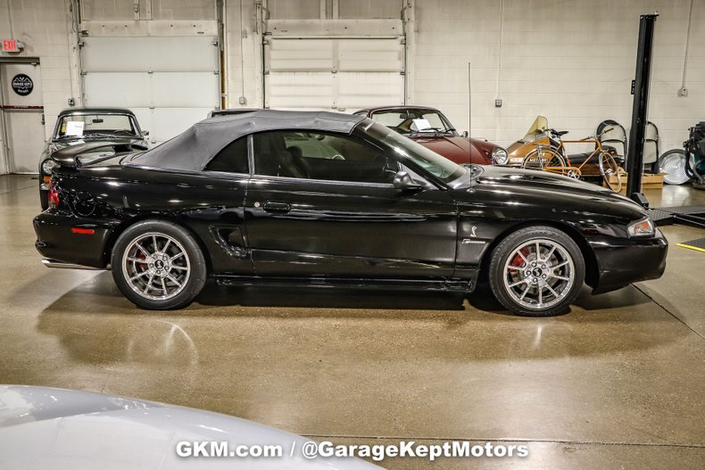 1998 Ford Mustang 13