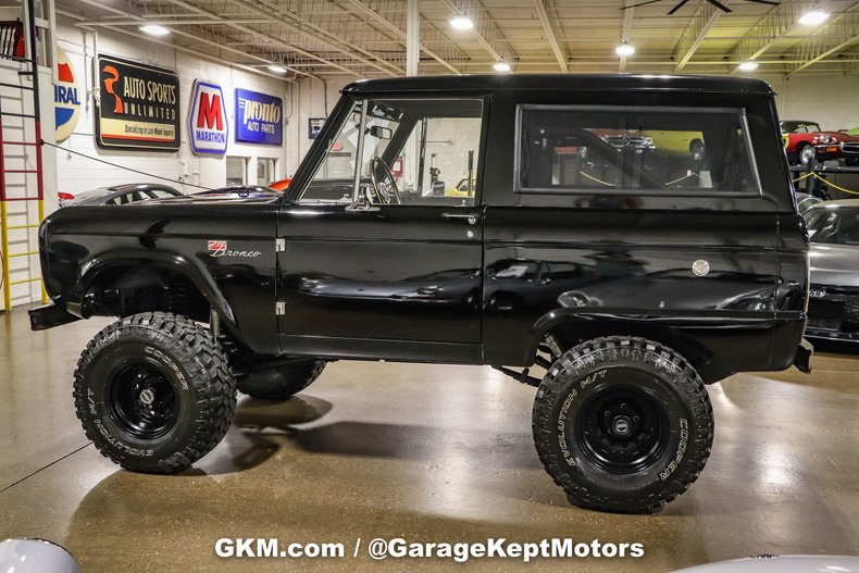 1966 Ford Bronco 19