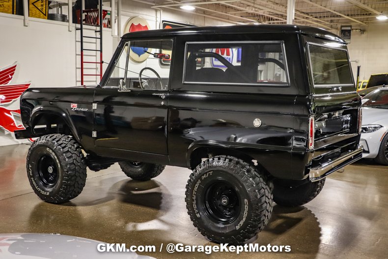 1966 Ford Bronco 21
