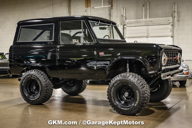 1966 Ford Bronco 33