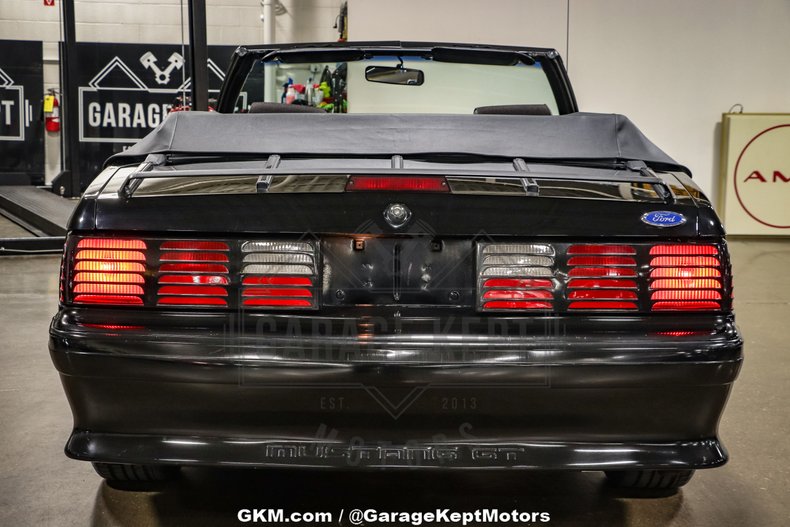1990 Ford Mustang 59