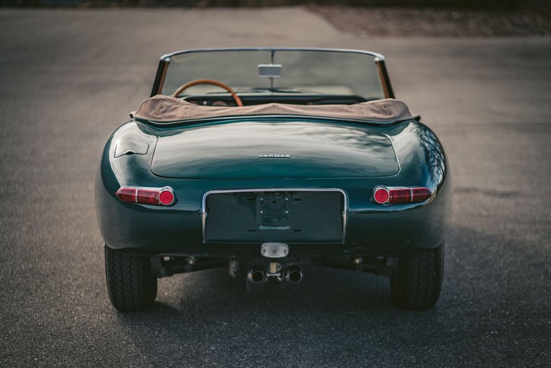 1964 Jaguar E-Type 40