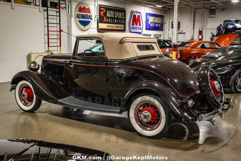 1934 Ford Cabriolet 12