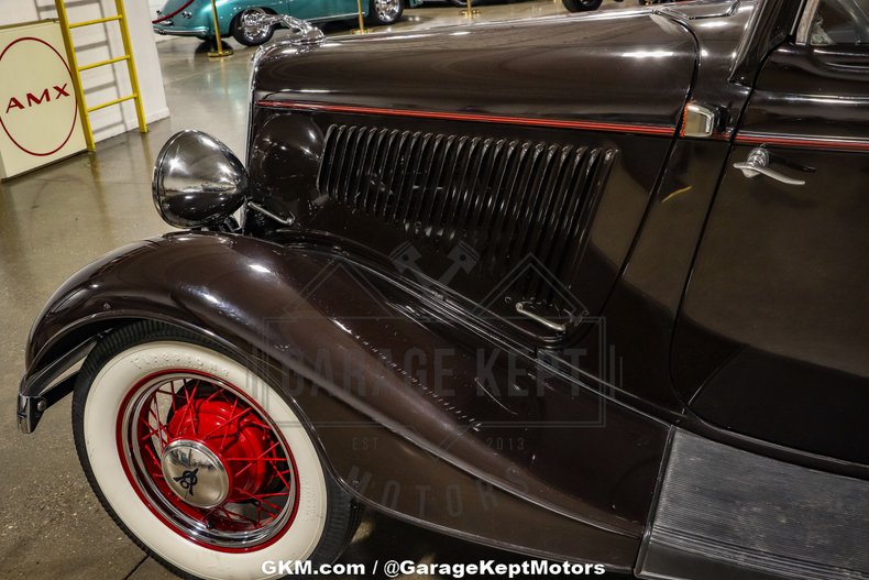 1934 Ford Cabriolet 38