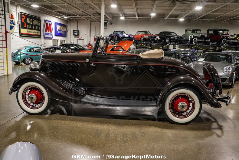 1934 Ford Cabriolet 74